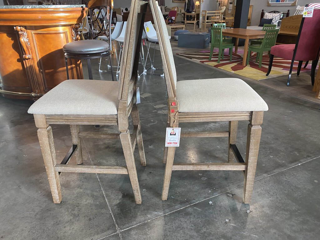 E D561-2405 Barstool 24in