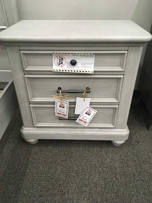 E B330-04 Nightstand (BRAND NEW)