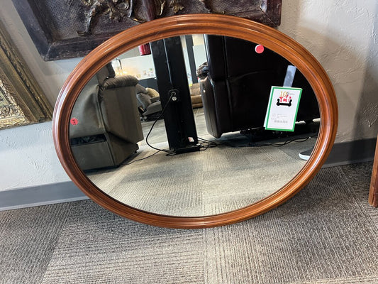 Small. Oval Mirror