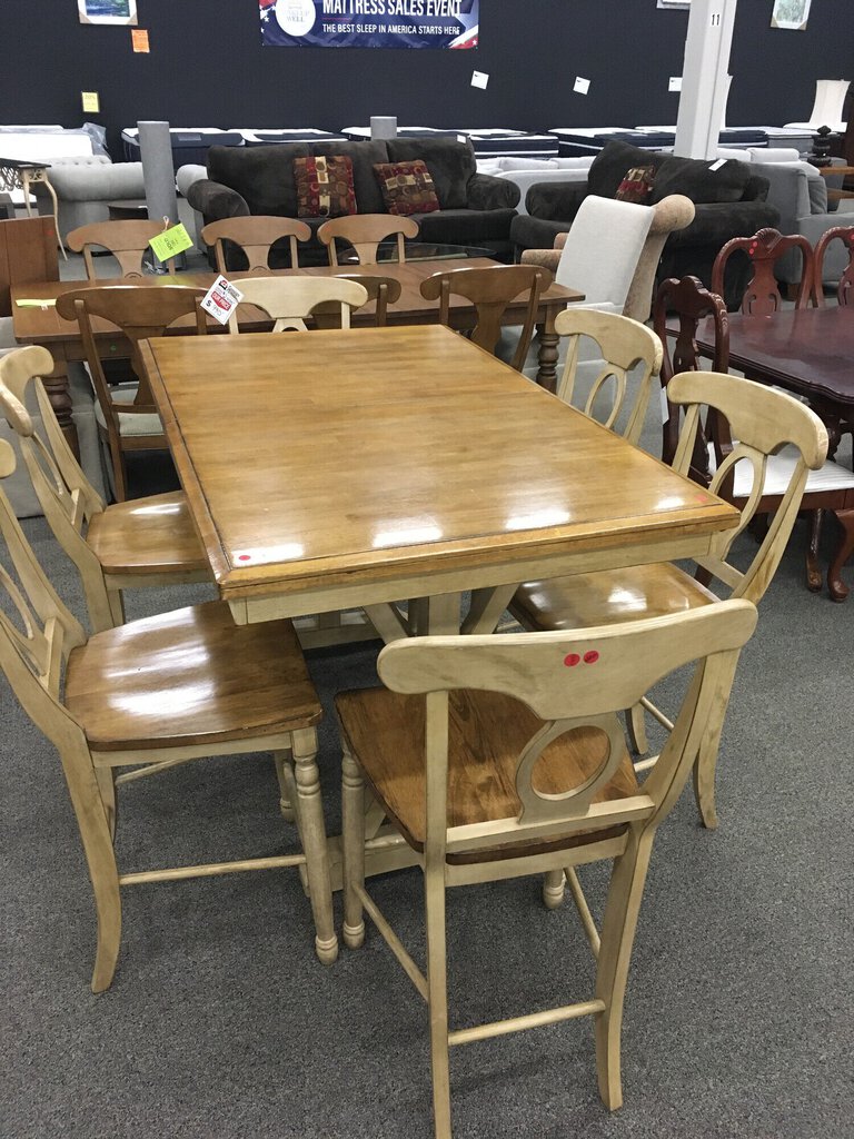 B.Fly Table W/ 6 Chairs