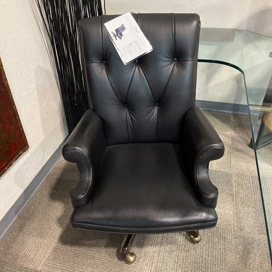 Black Leathercraft Chair