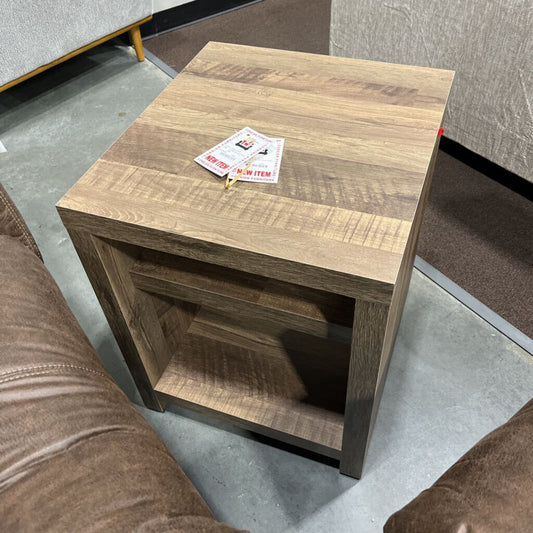 H 3666-04s End Table