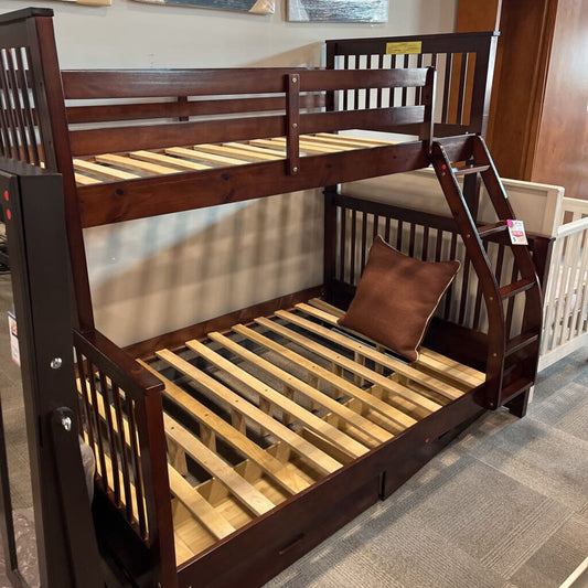 Twin/Full Bunk Bed