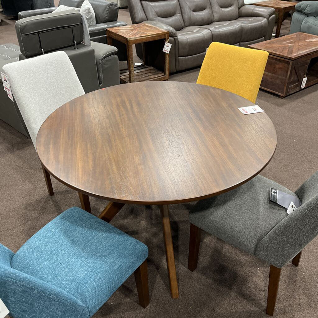 A D615-15 Round Dining Table