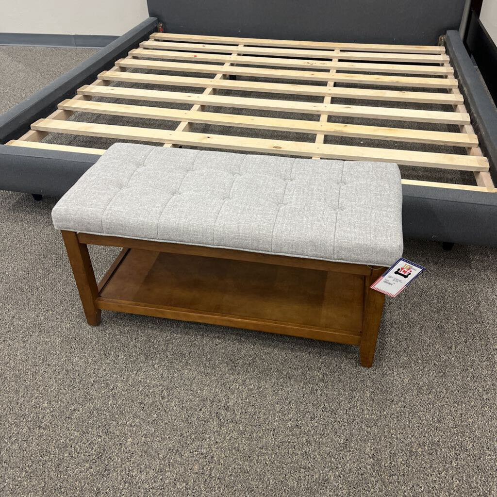 Sm. Gray/ Wood Bench