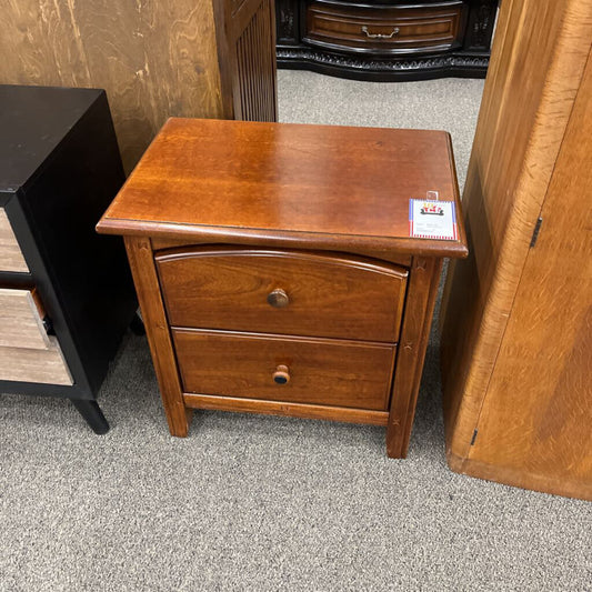 Cherry 2Dwr Nightstand