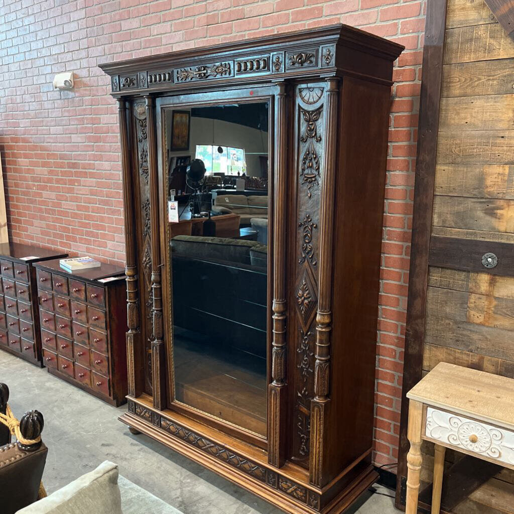 XXL Vintage Wood Curio