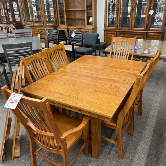 Mission Oak Table w/ 6Chairs 2Leaves