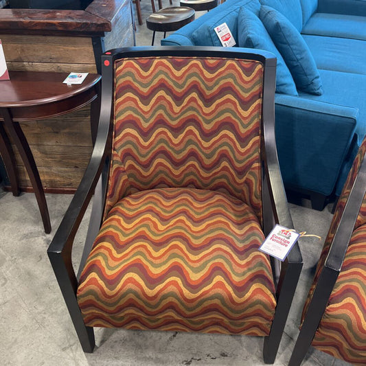 Multi-color Wave Pattern Chair