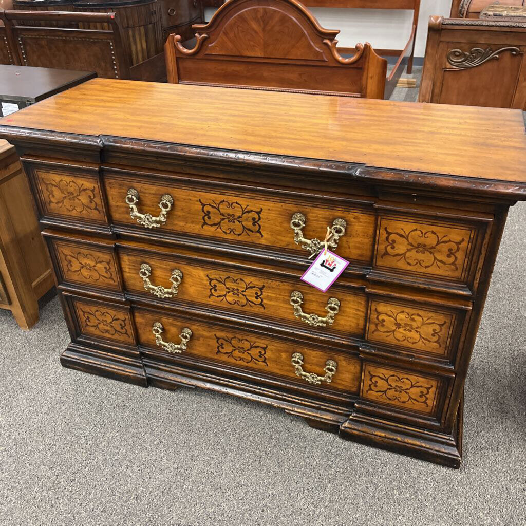 Ornate 3 Drawer Dresser