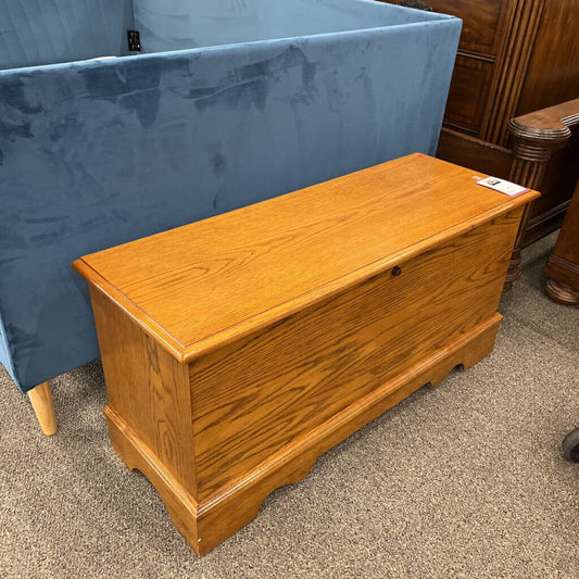 Lane Cedar Chest