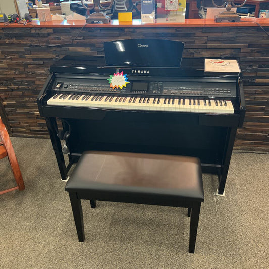 Yamaha CVP-701 Piano