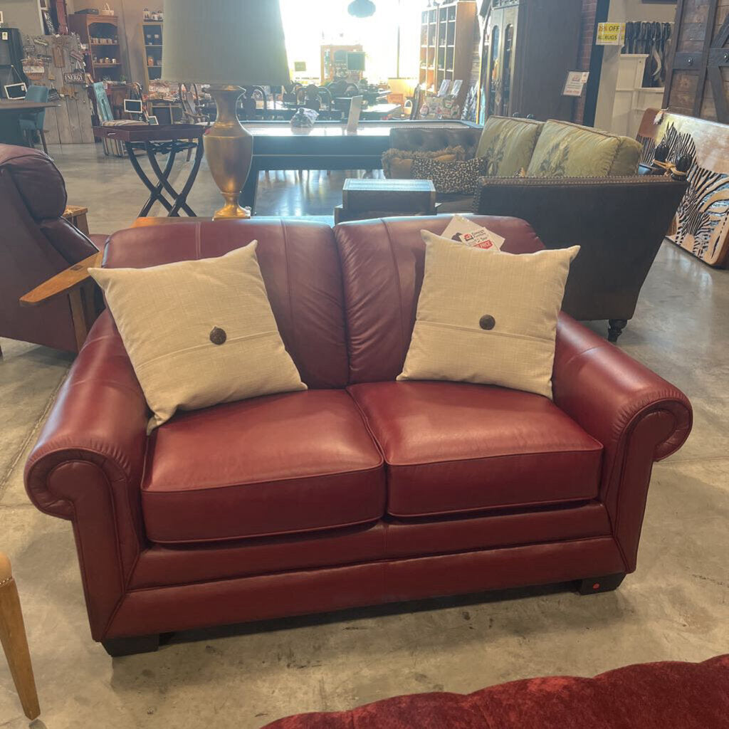 Mackenzie Red Leather Loveseat