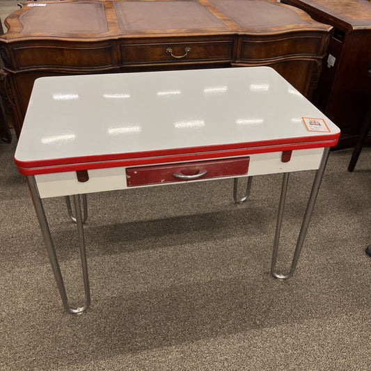 Vintage Red&White Ext. Table