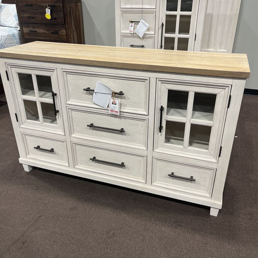 A B683-31 Dresser Shaybrock