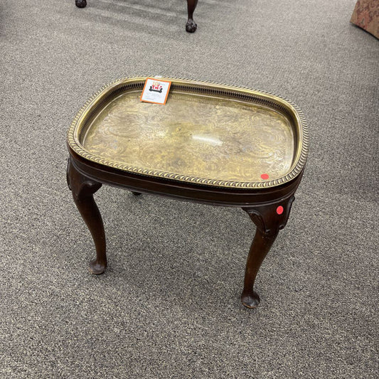 Oval End Table w/ Brass Tray