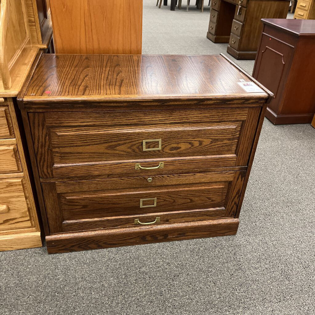 Lg. Oak File Cabinet