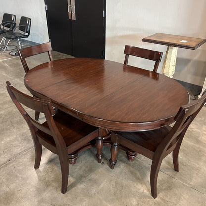 Brown Round Table w/4 Chairs 1L