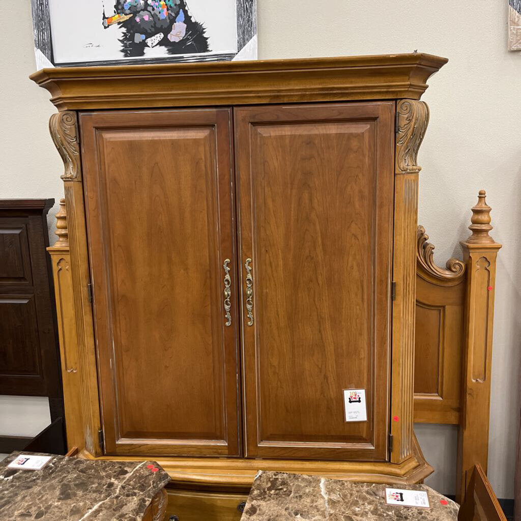 Armoire