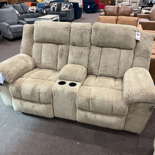 A 6930518 Tip-Off Pwh Loveseat Wheat