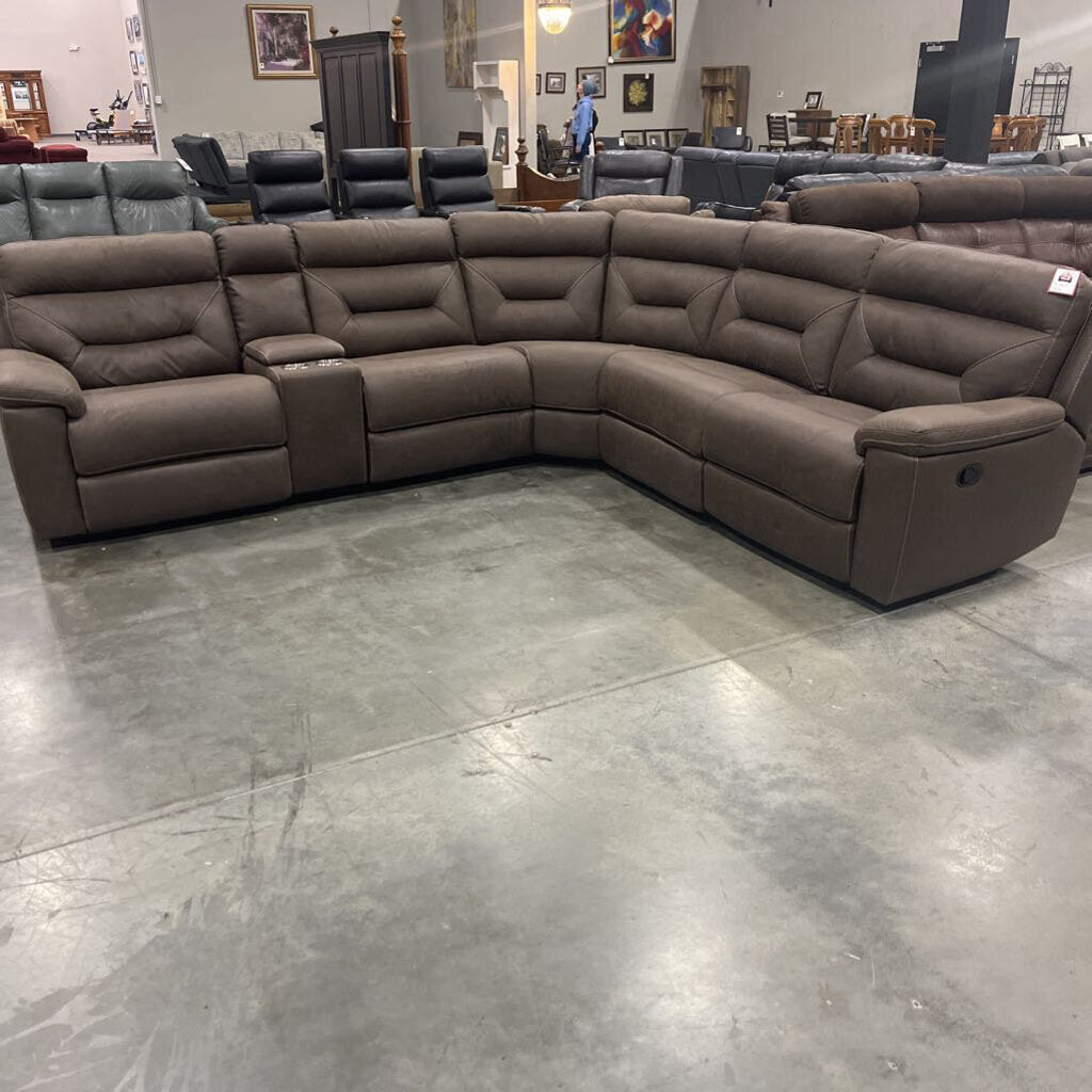 Brown 6pc. Rec. Sectional