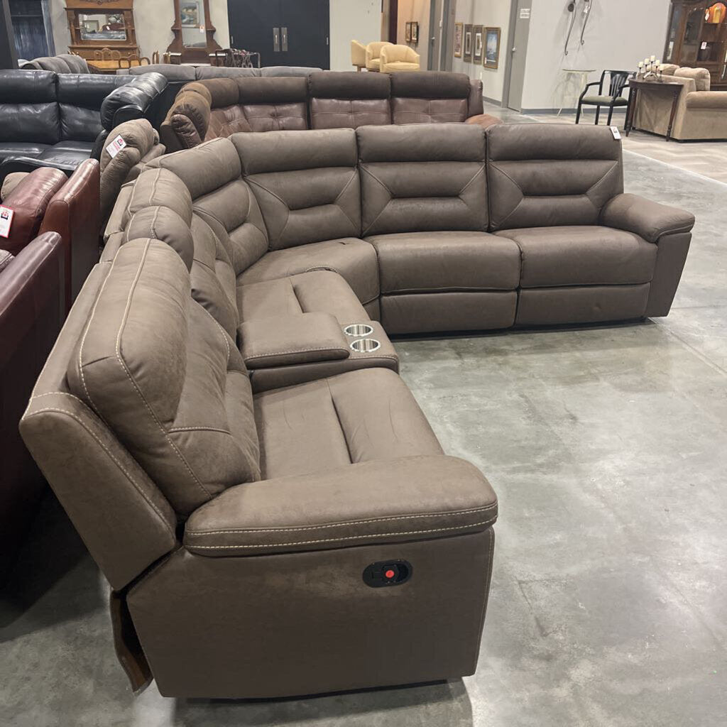 Brown 6pc. Rec. Sectional