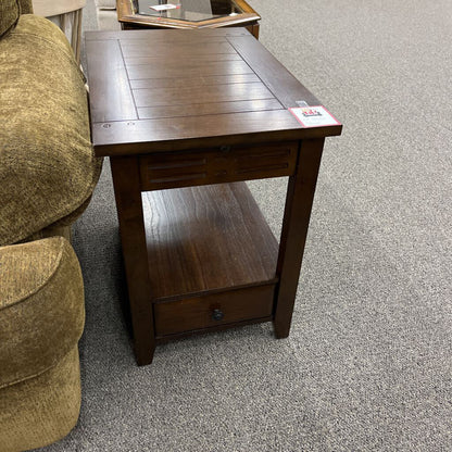 Mission Style End Table w/ Dwr