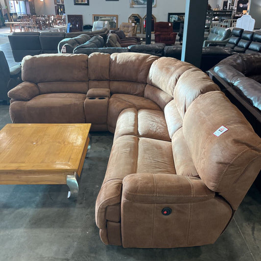 Brown 5pc. Pwr Rec. Sectional