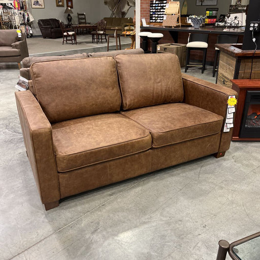 P L2024 Hudson Loveseat