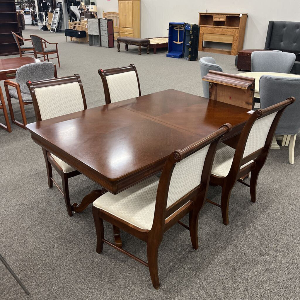 Cherry Table w/ 4 Chairs & Leaf