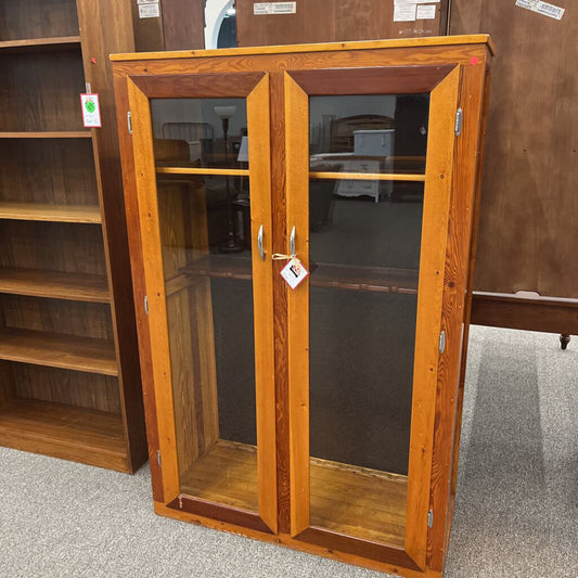 Rustic 2-tone Gun Cabinet