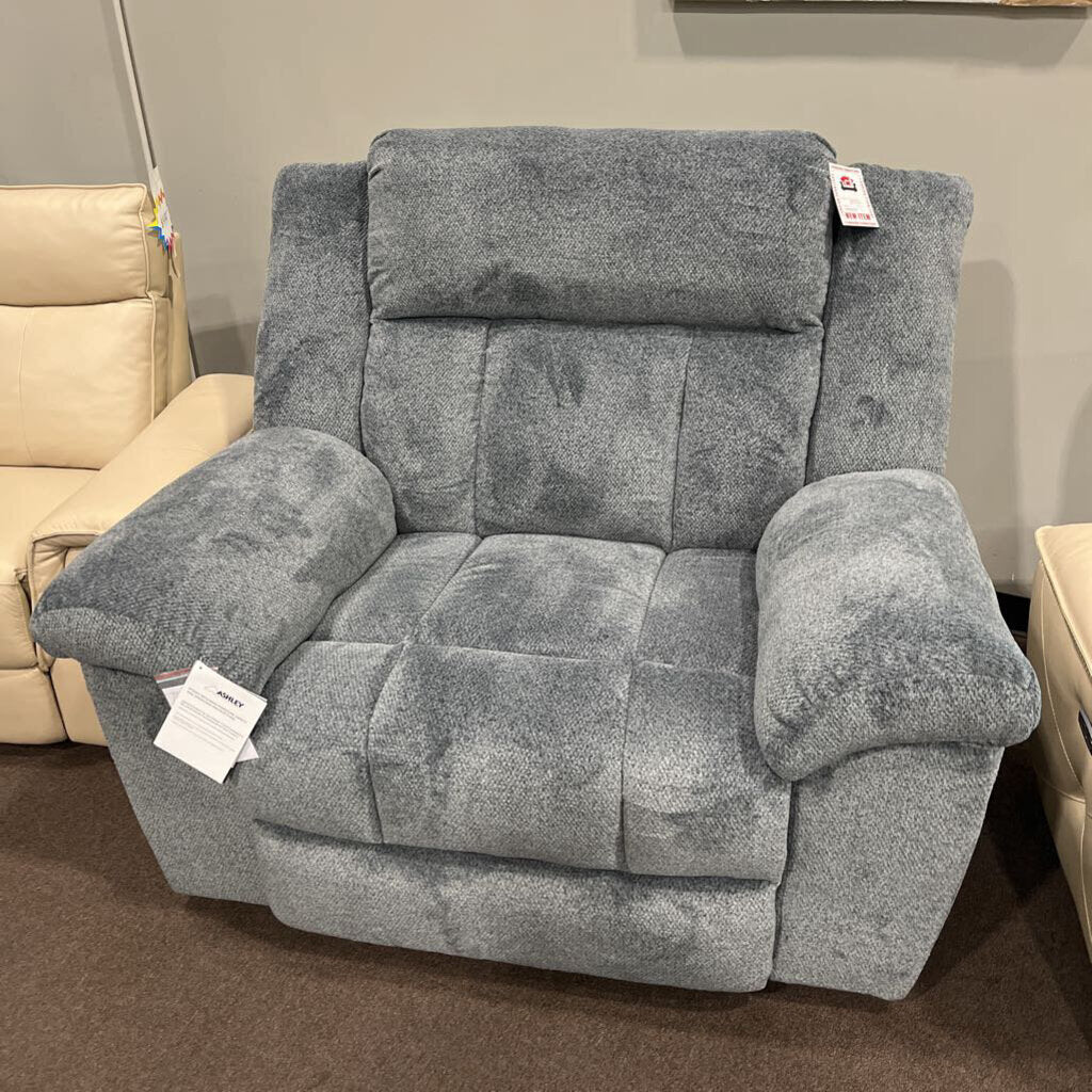 A 6930482 Tip-Off Pwh Recliner Gray