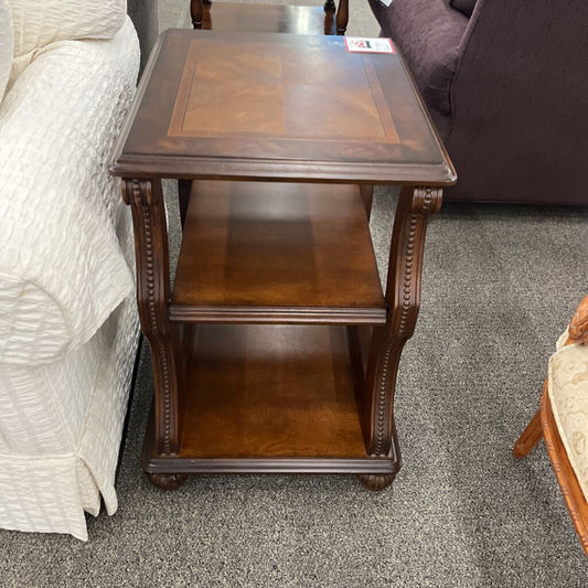 2-tone 3-tier End Table