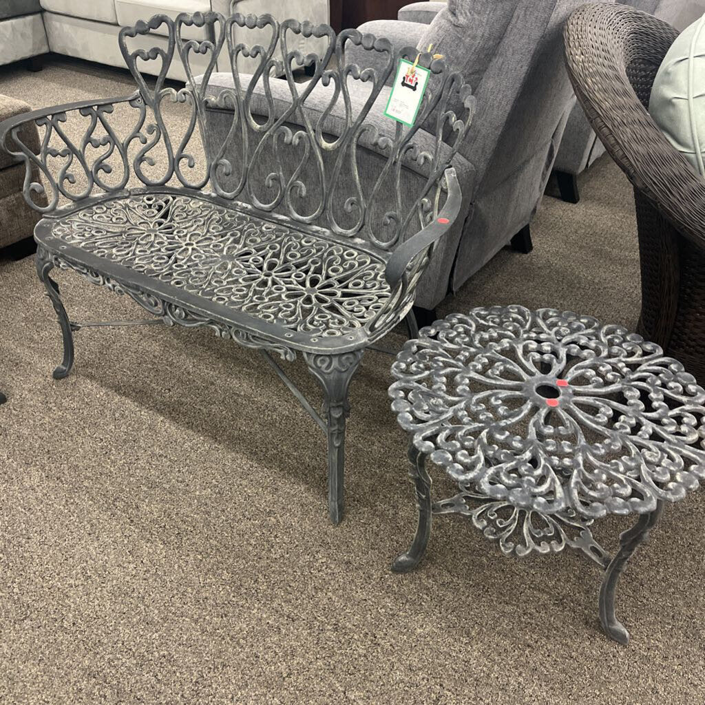 Cast Aluminum Bench w/ Table