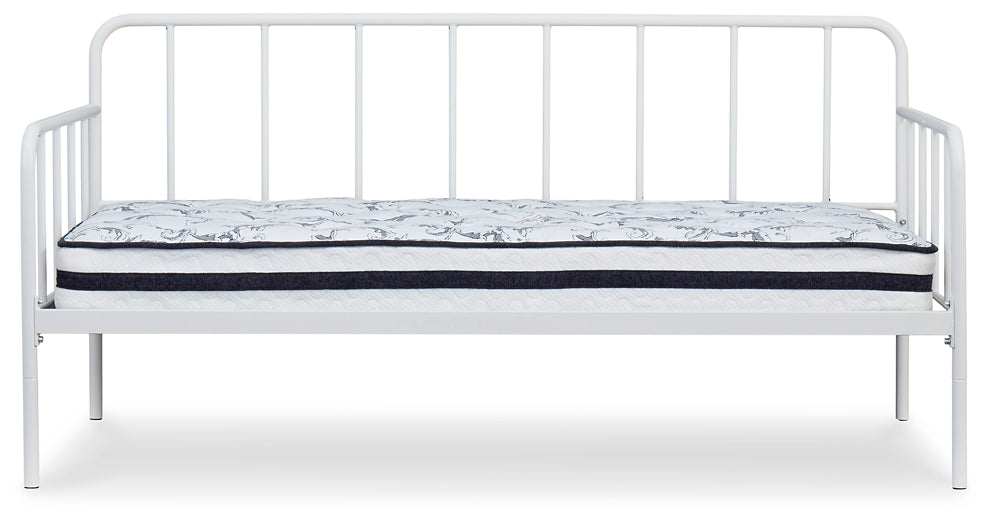 Trentlore Twin Metal Day Bed w/Platform