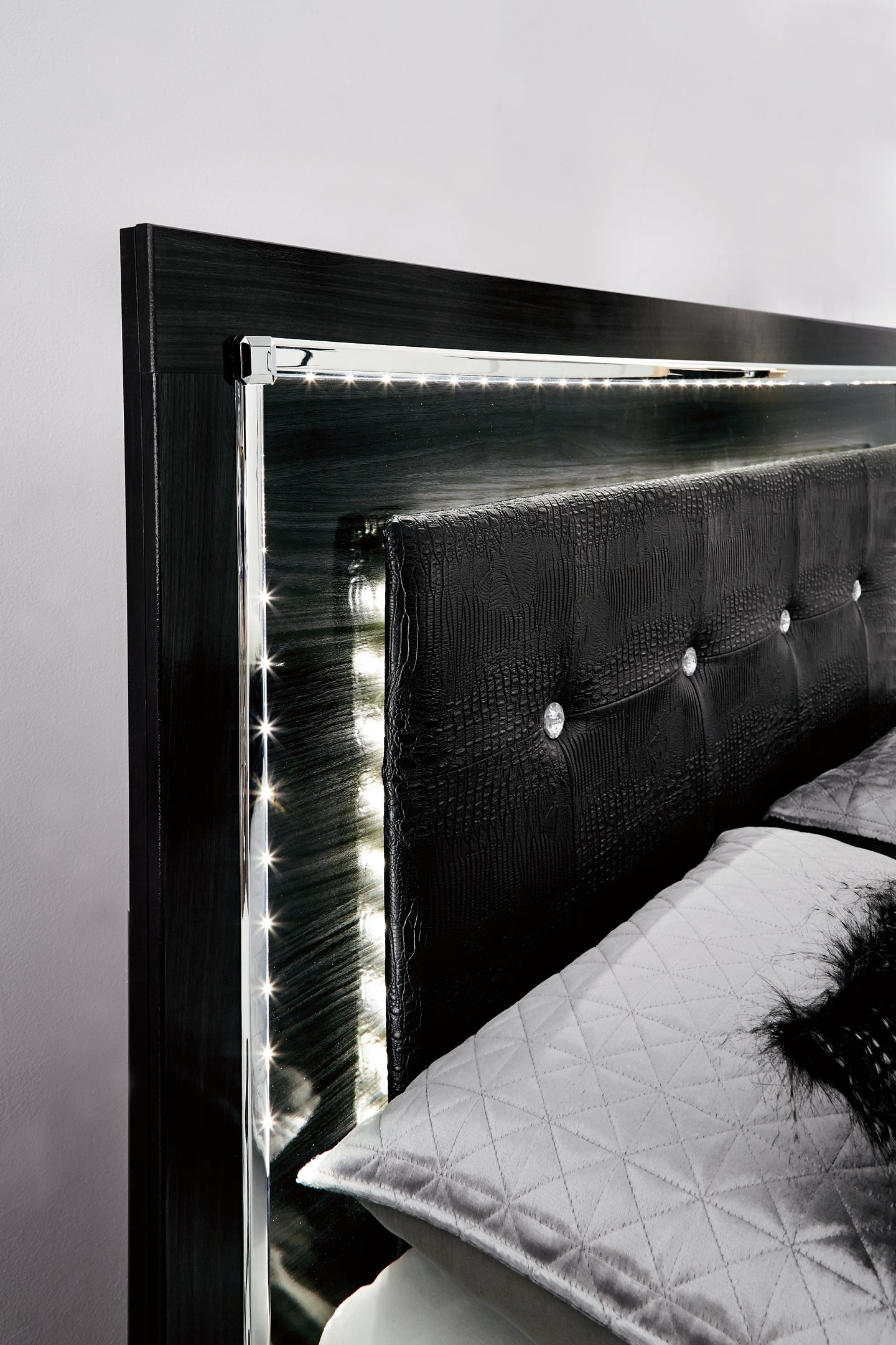 Kaydell King Panel Bed with Storage with Mirrored Dresser