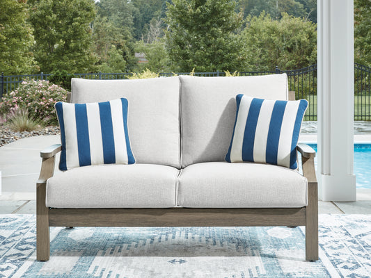 Rainier Ranch Loveseat w/Cushion